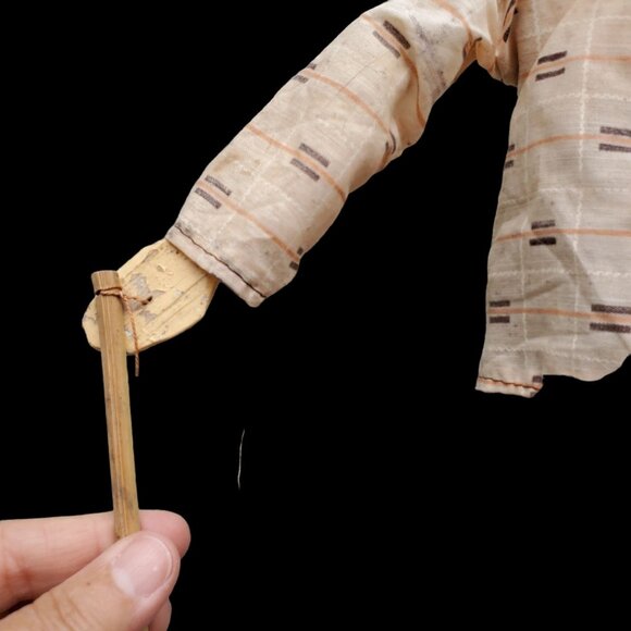 Two Hand Carved Puppets Wayang Golek Long Nose Java Indonesia Beanie Hats 17" - Picture 6 of 10